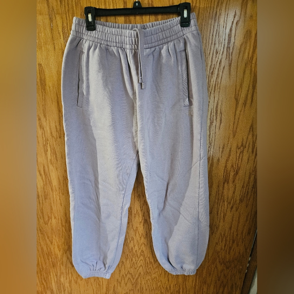 Women's calvin klein high waist fleece sweatpants size Medium lilac in color